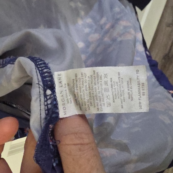 Morgan Lane Fabfitfun Robe - Picture 4 of 6